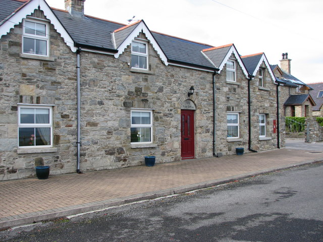 The_Old_Post_Office,_Mullaghmore_-_geograph.org.uk_-_1626060.jpg
