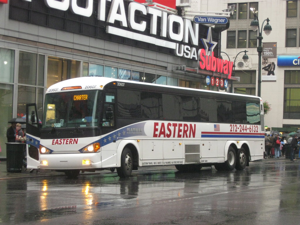 Coach_USA_Eastern_Shuttle_20607.jpg