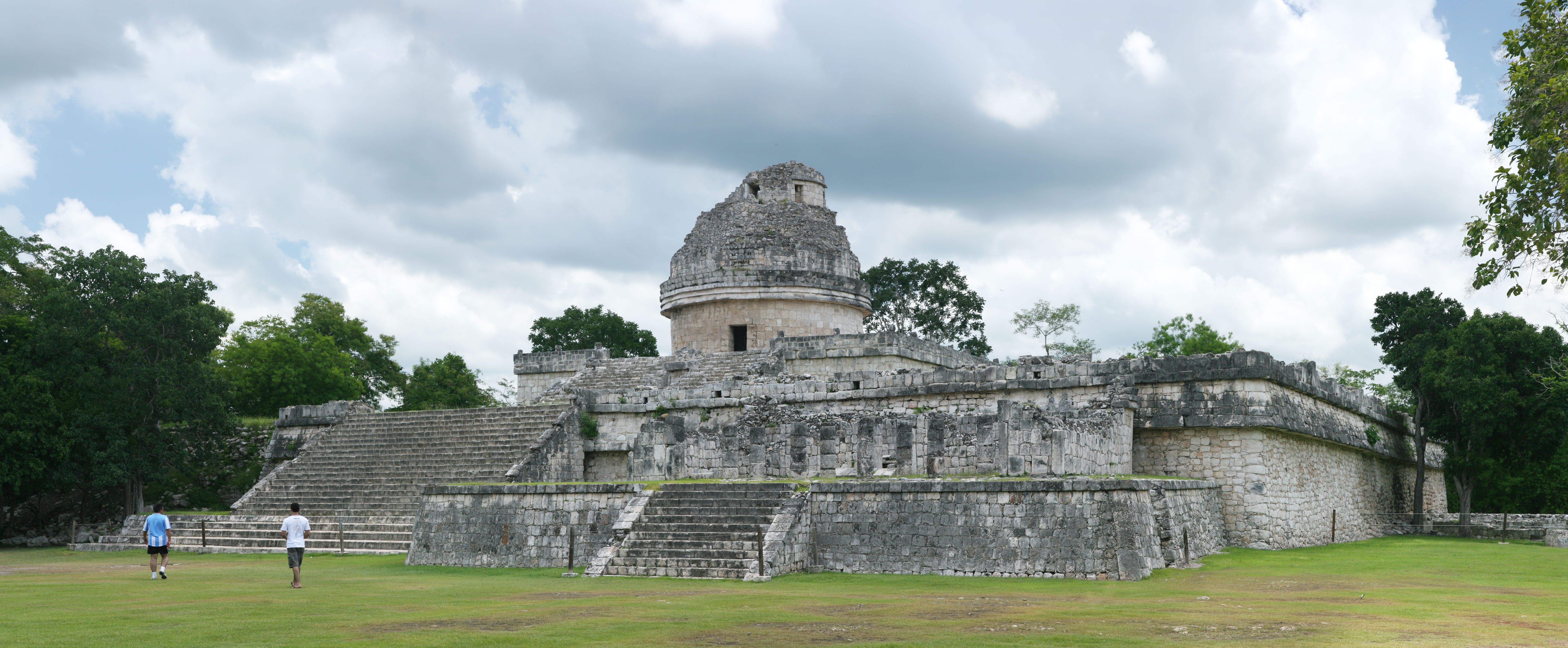 Mayská observatoř v Chichén Itzá
