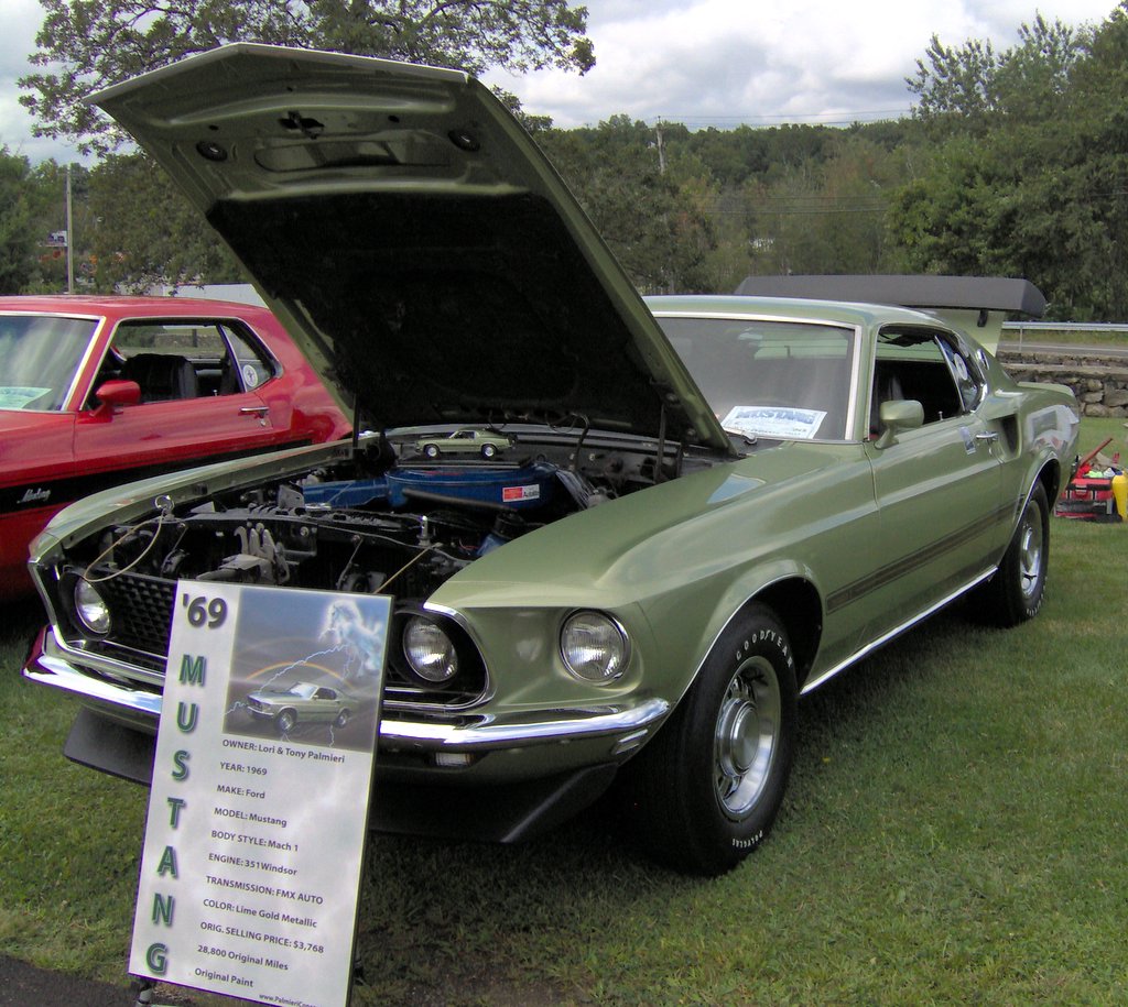 File:1969 Ford Mustang Mach 1.JPG - Wikimedia Commons
