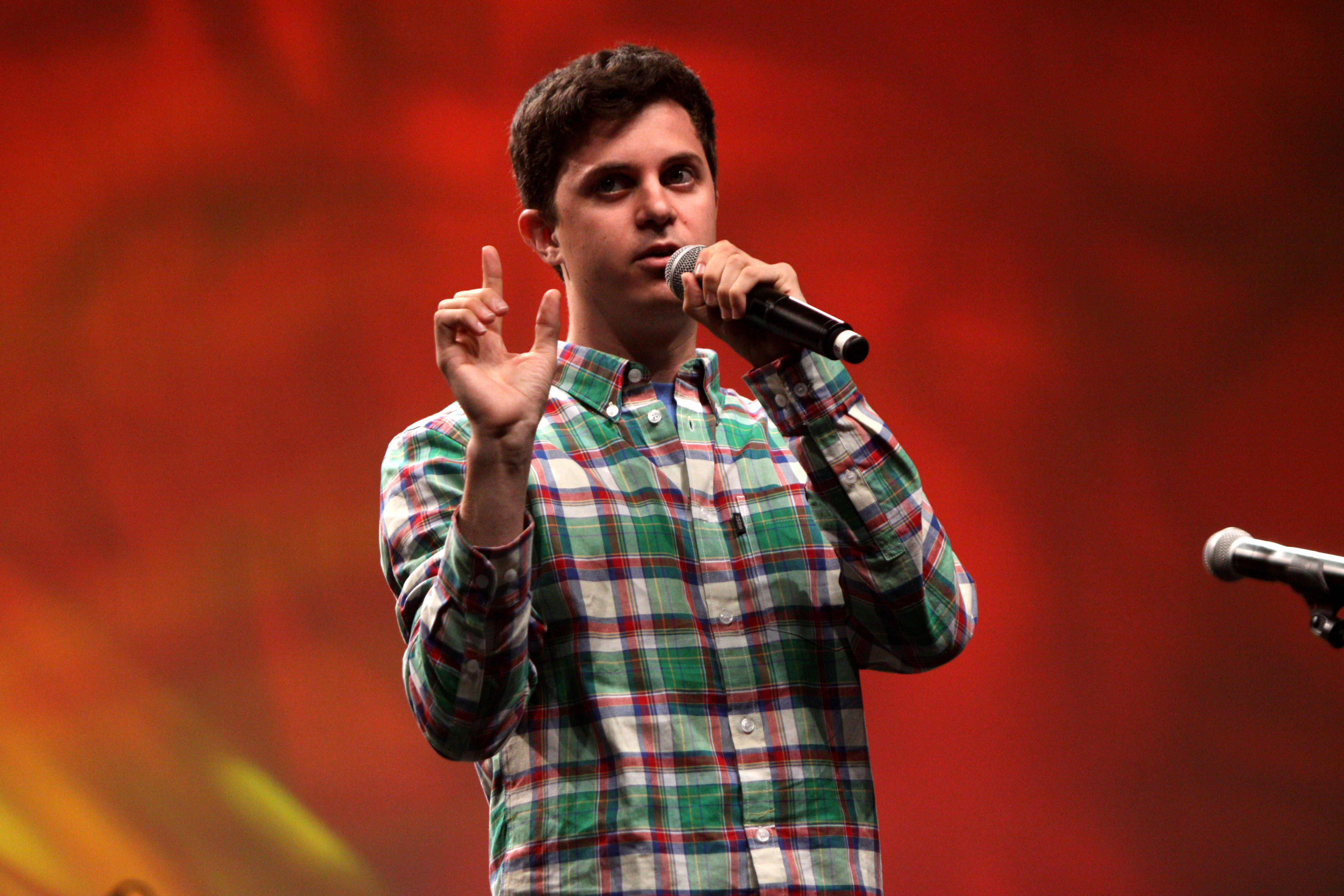 File:George Watsky (7492549490).jpg - Wikimedia Commons