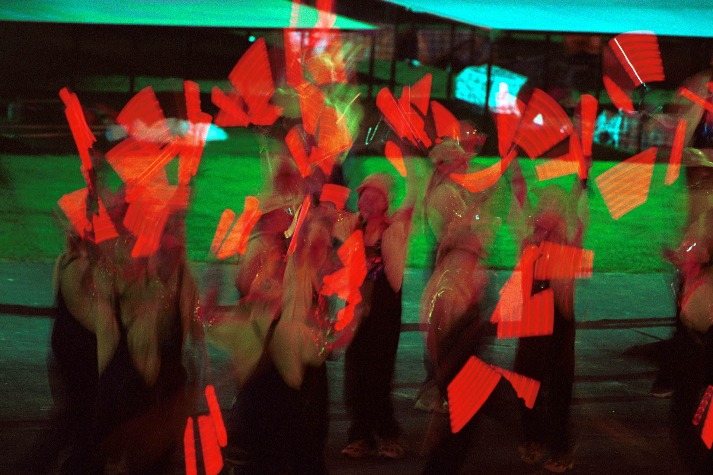 _-_Opening_Ceremony_kids_lights_perform_-_3b_-_2000_Sydney_opening ...