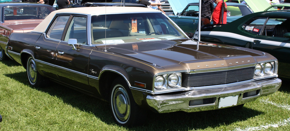 1974_Plymouth_Fury_sedan.png