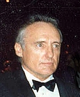 Afbeelding:Dennis Hopper at the 62nd Academy Awards cropped and altered.jpg