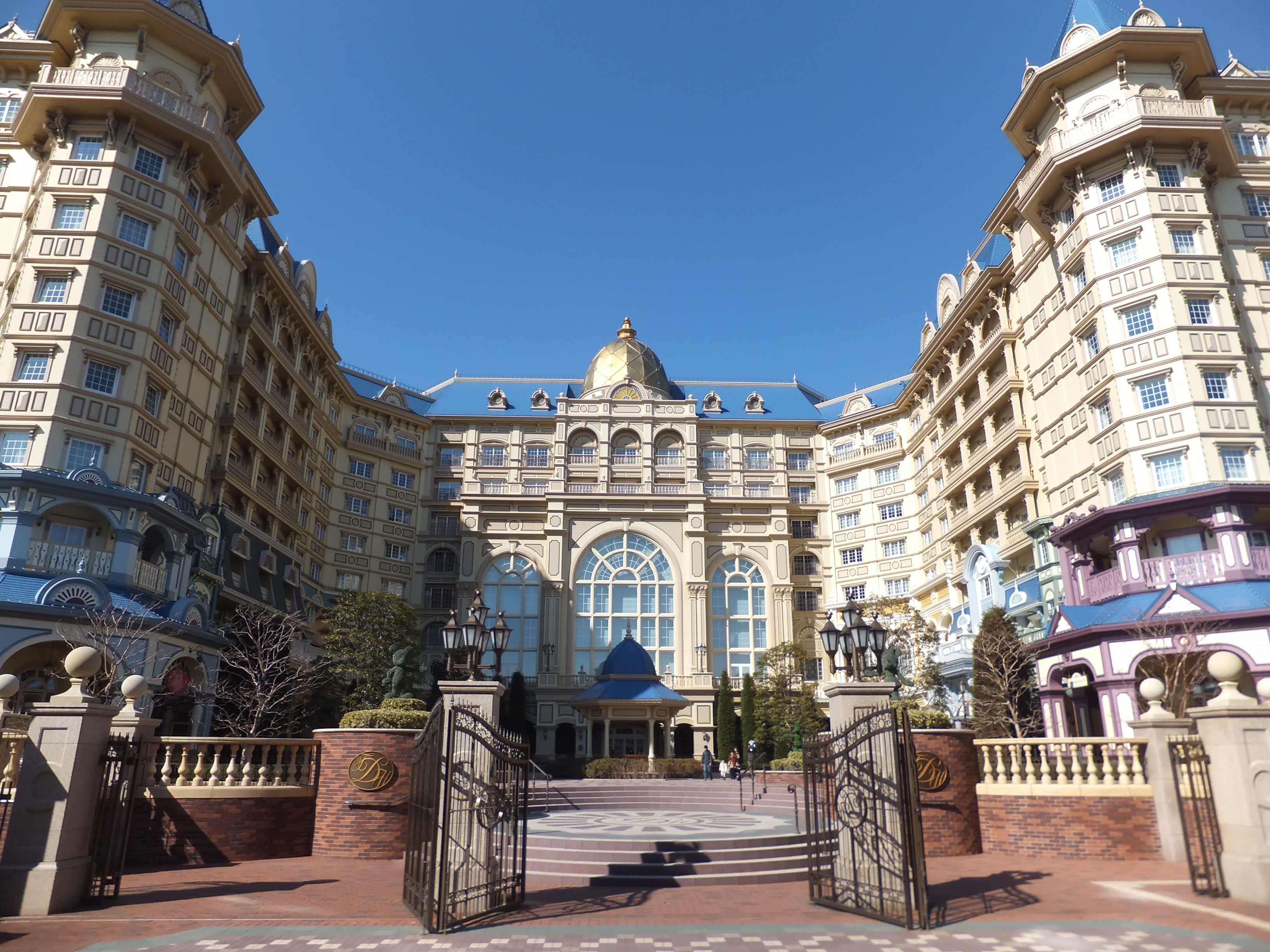 Hotels In Tokyo Disneyland