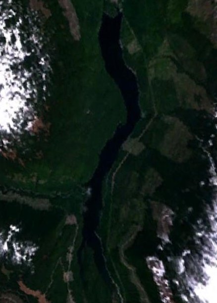 Lava_Lake,_British_Columbia.jpg