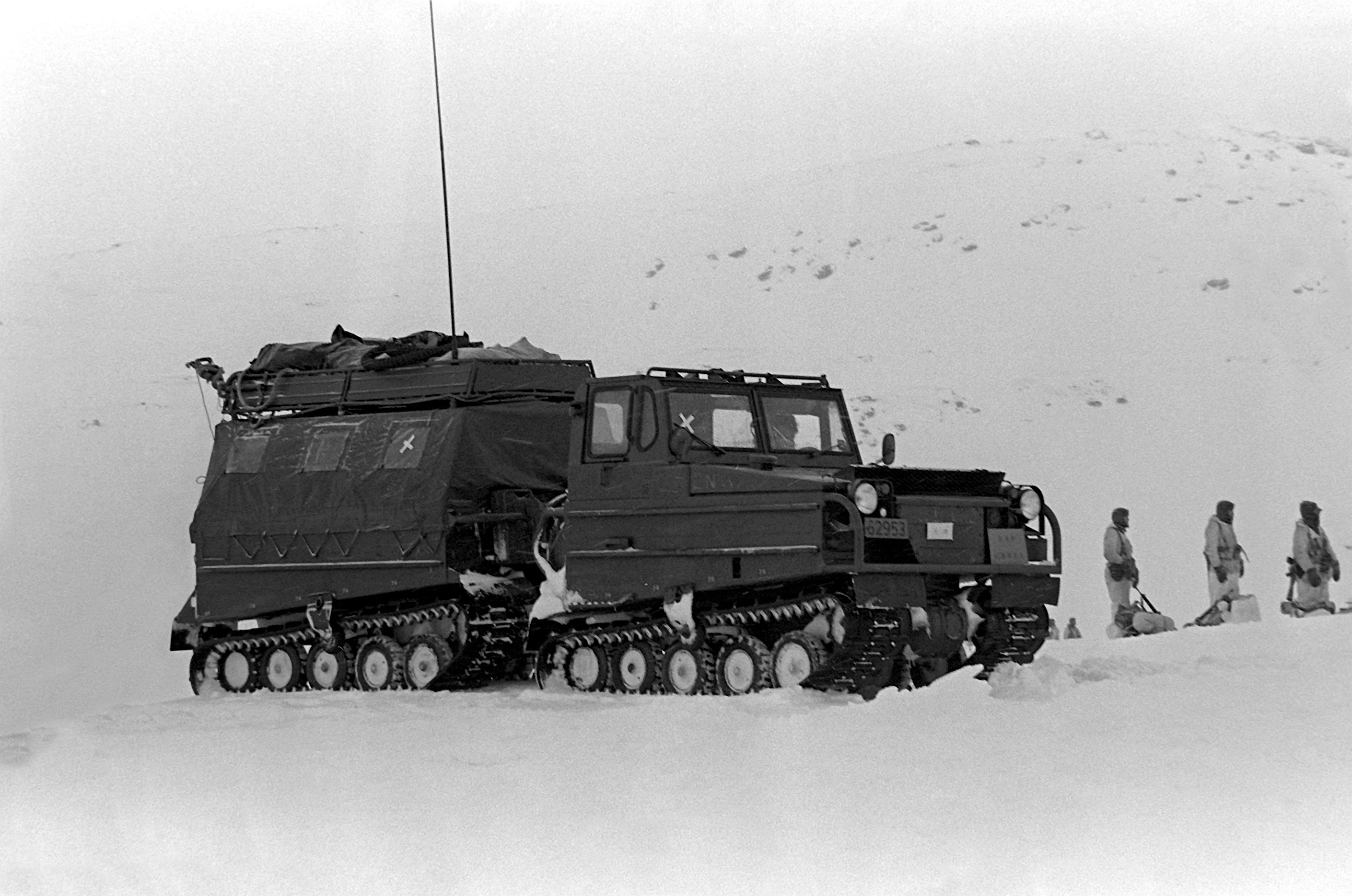 Volvo_BV202_in_the_snow.jpg