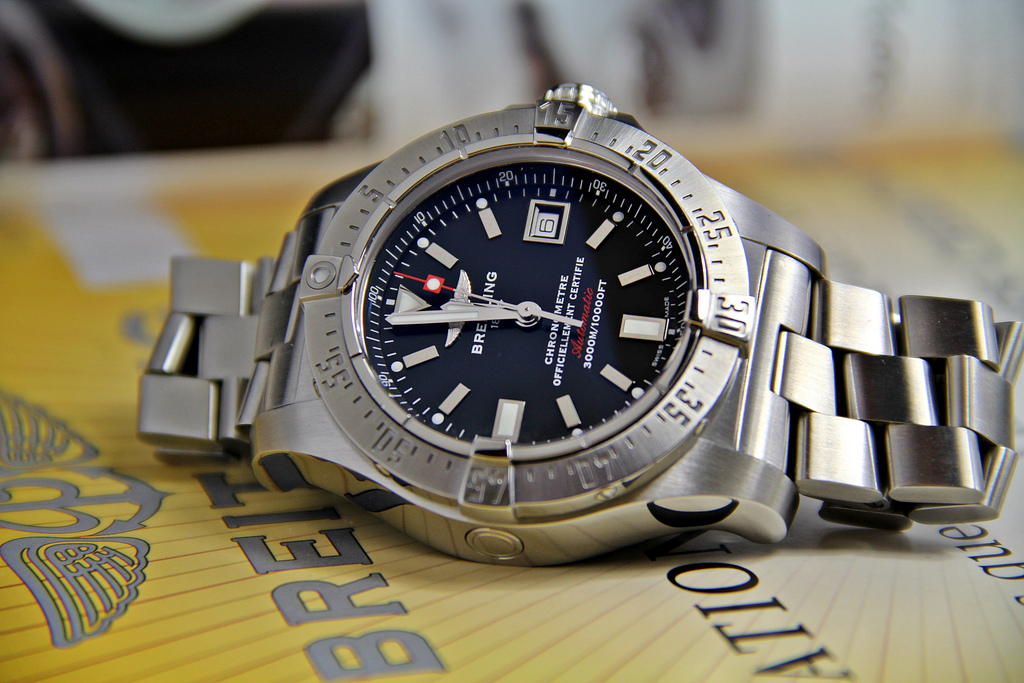 Breitling_avenger_seawolf.jpg