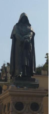 English: Statue de Giordano Bruno sur le Campo...