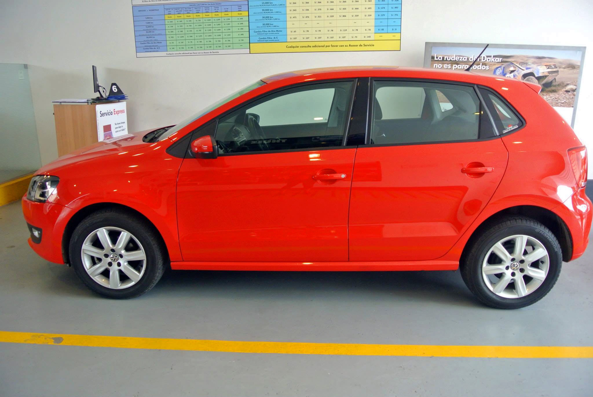 File:Red Car Lima, Peru 004.jpg  Wikimedia Commons