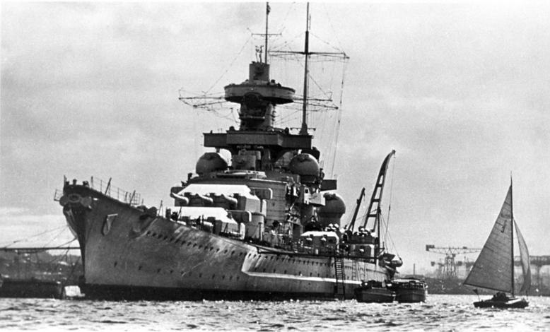Файл:Bundesarchiv DVM 10 Bild-23-63-46, Schlachtschiff "Scharnhorst".jpg