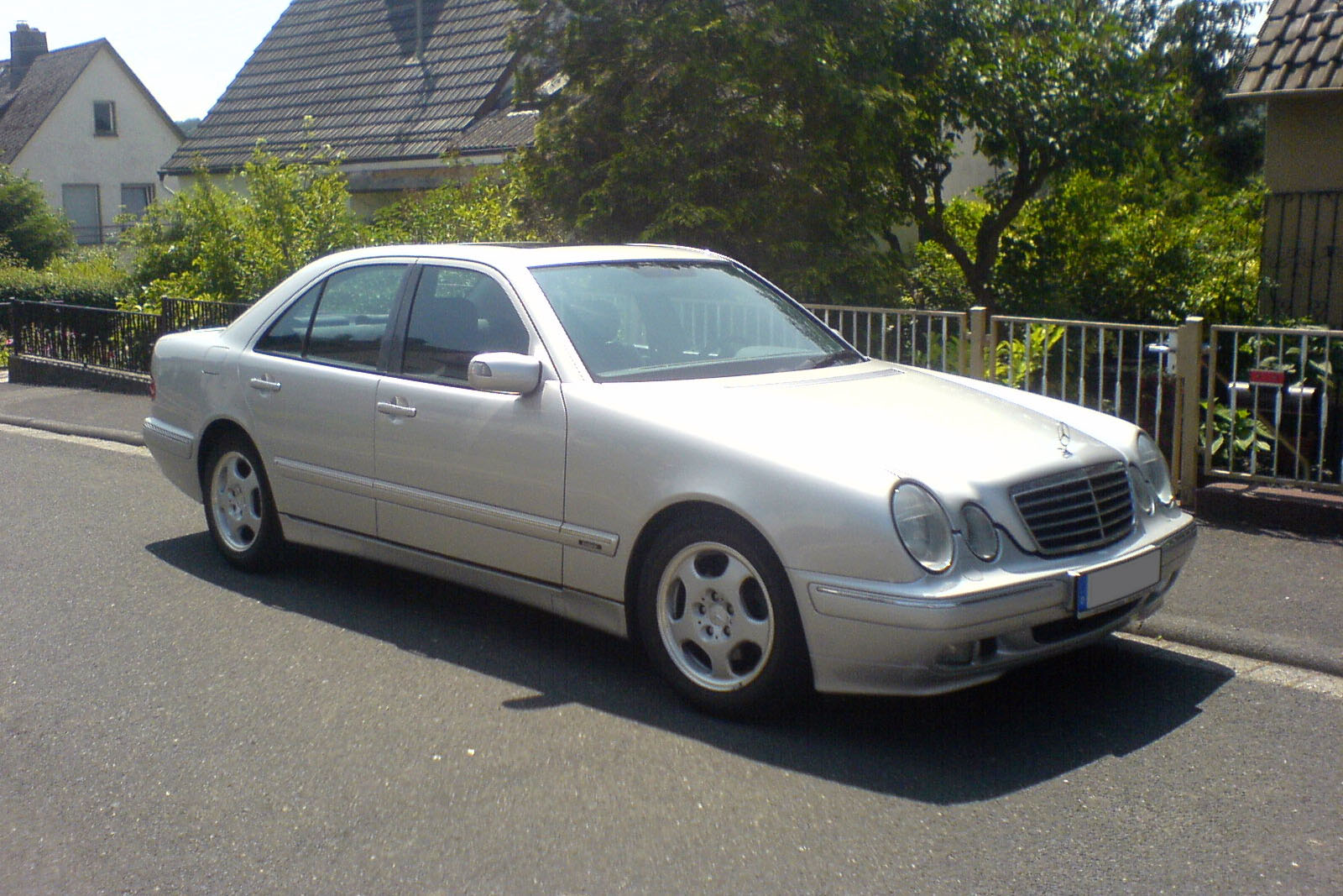 Mercedes Avantgarde