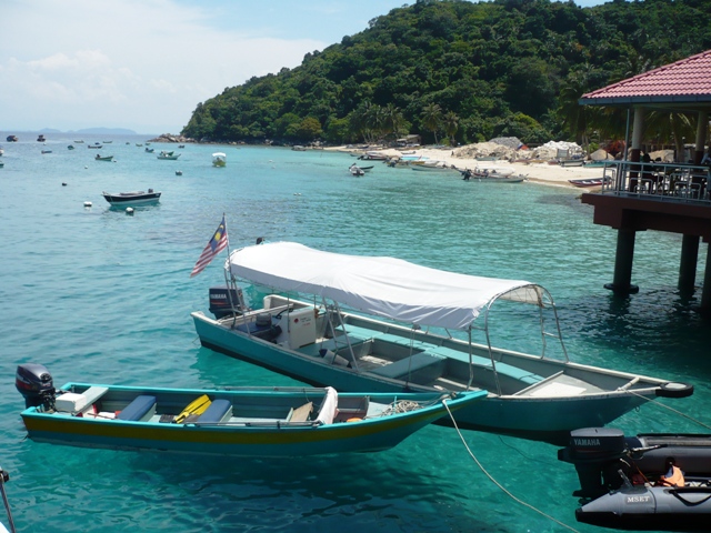 File:Boats at Perhentian Kecil jetty.JPG