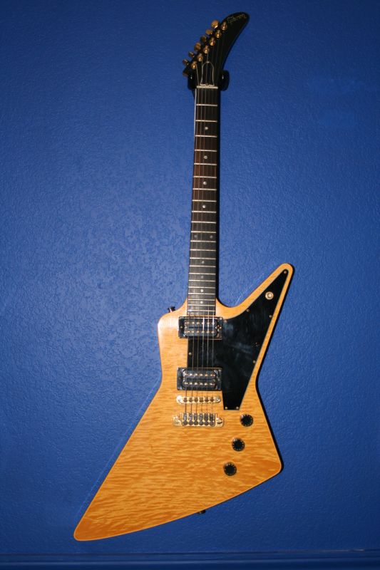 gibson explorer dimensions