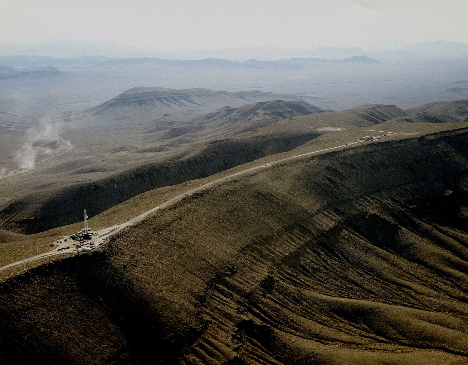 Yucca_Mountain_crest_south.jpg