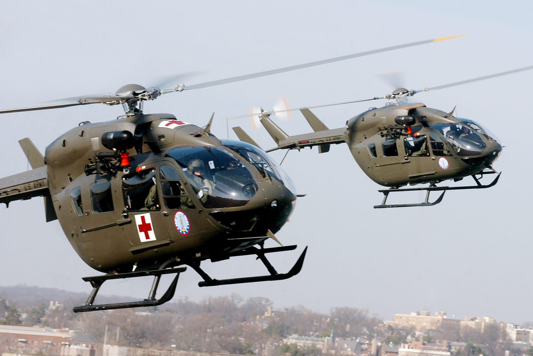 ​Вертолёты UH-72A Lacota http://commons.wikimedia.org/wiki/File:121st_Medical_Company_fly_UH-72A_Lakota_helicopters.jpg?uselang=ru - Таиланд планирует заказать вторую партию вертолётов UH-72A | Военно-исторический портал Warspot.ru