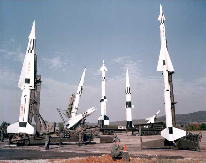 Army_family_missiles_02.jpg