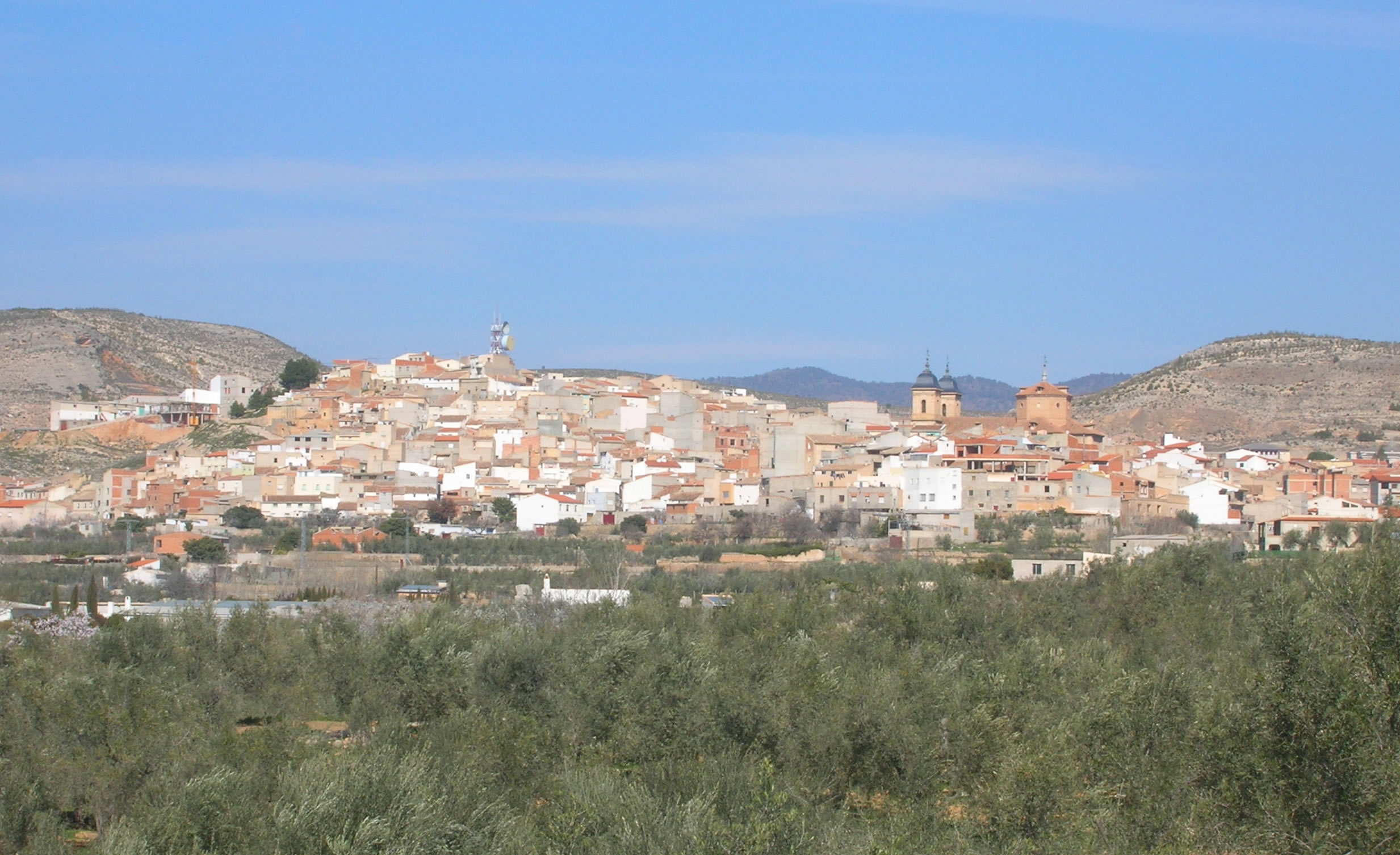 File:Elche de la Sierra, Albacete, CastillaLa Mancha, España, desde 