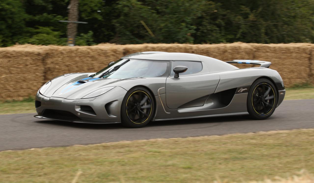 2016 Koenigsegg Agera S Hundra Photos