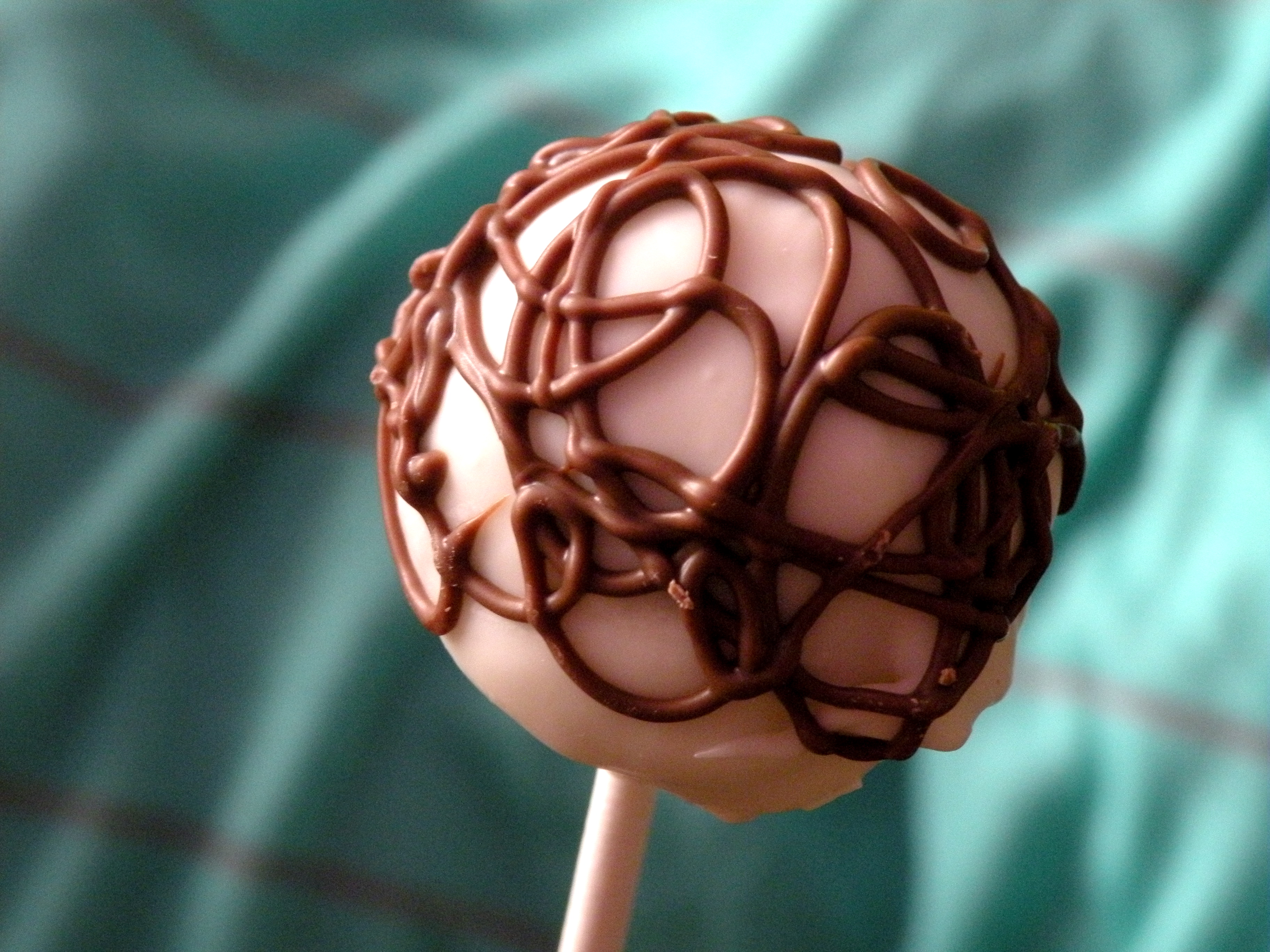 Cake pops with nutella