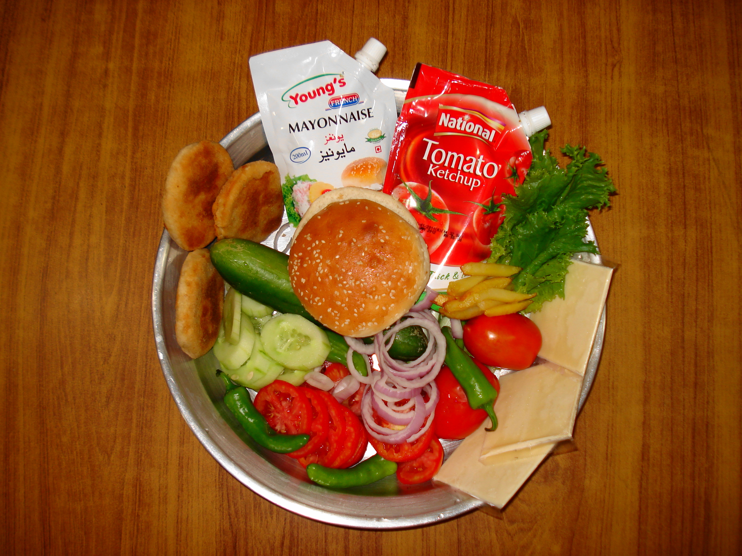 File:Hamburger Ingredients.JPG - Wikimedia Commons