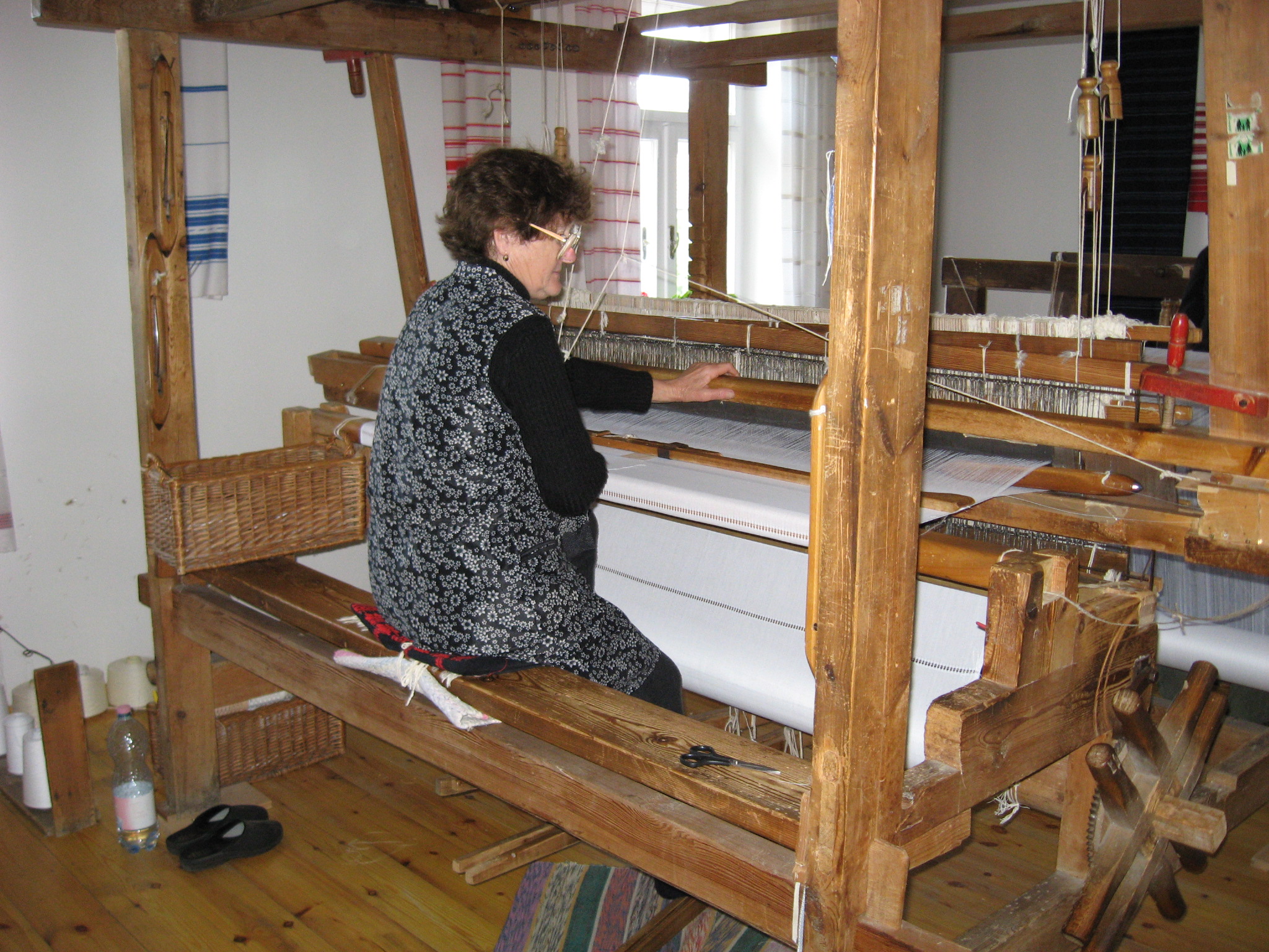 Traditional loom