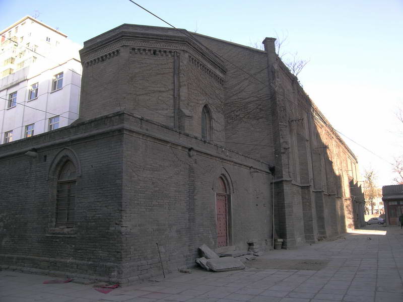 http://upload.wikimedia.org/wikipedia/commons/7/72/Western_church01.jpg