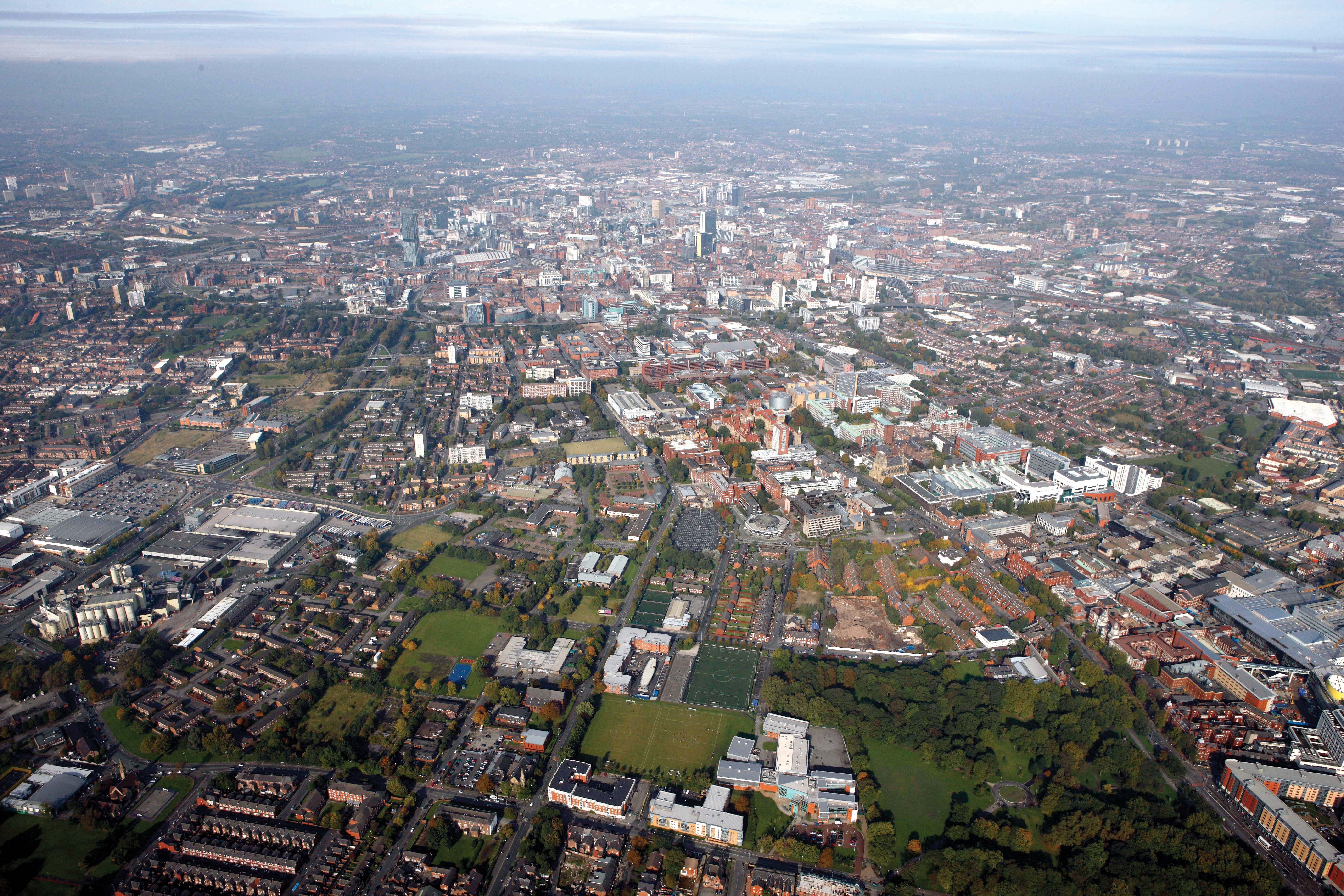 File:Manchester from the Sky, 2008.jpg - Wikimedia Commons