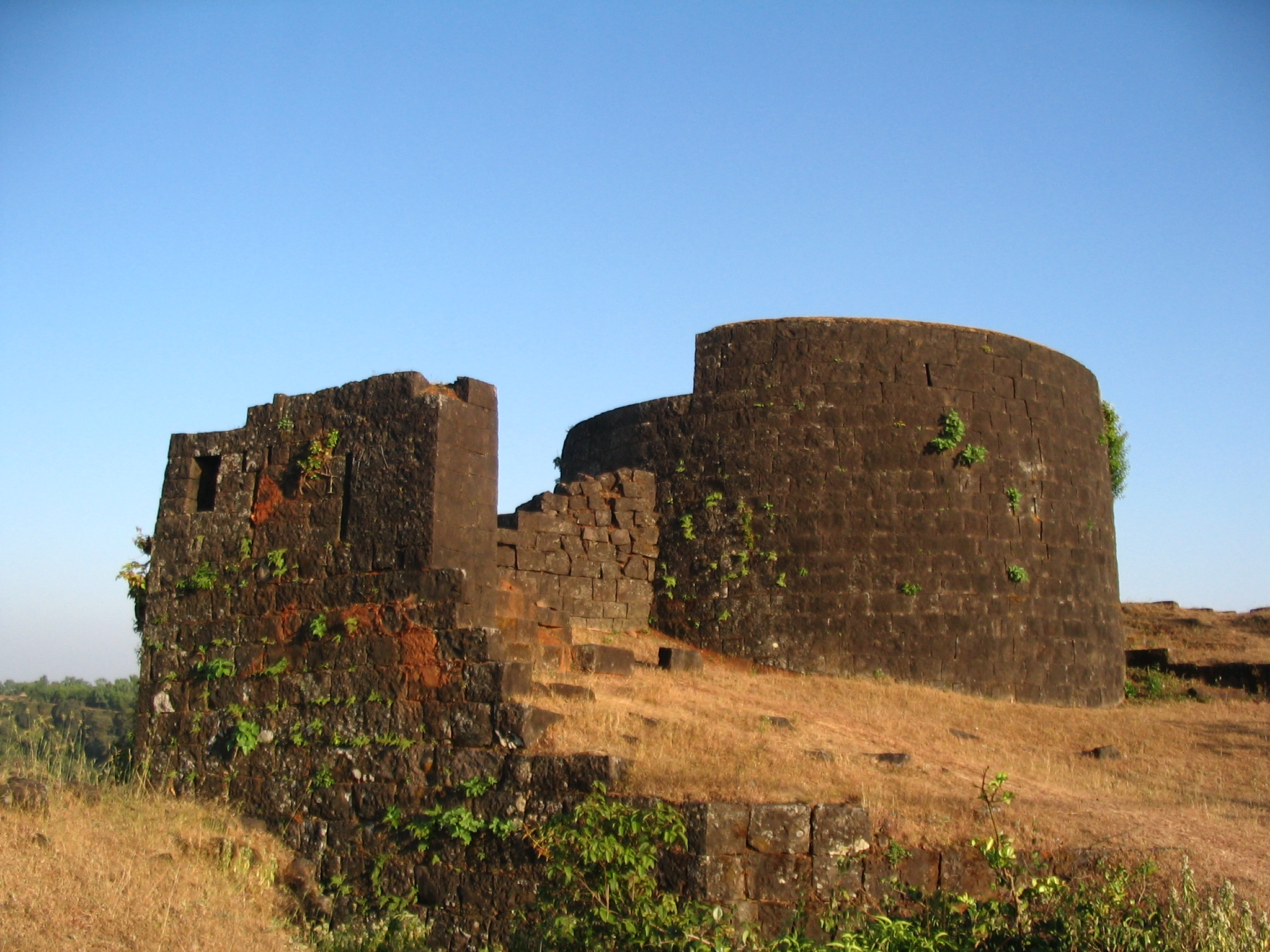 File:Remotest RAMPART on Panhala.jpg - Wikimedia Commons