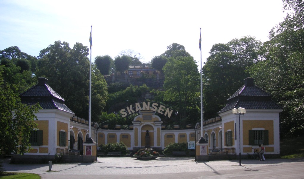 http://upload.wikimedia.org/wikipedia/commons/7/77/Skansen_entre_1.jpg