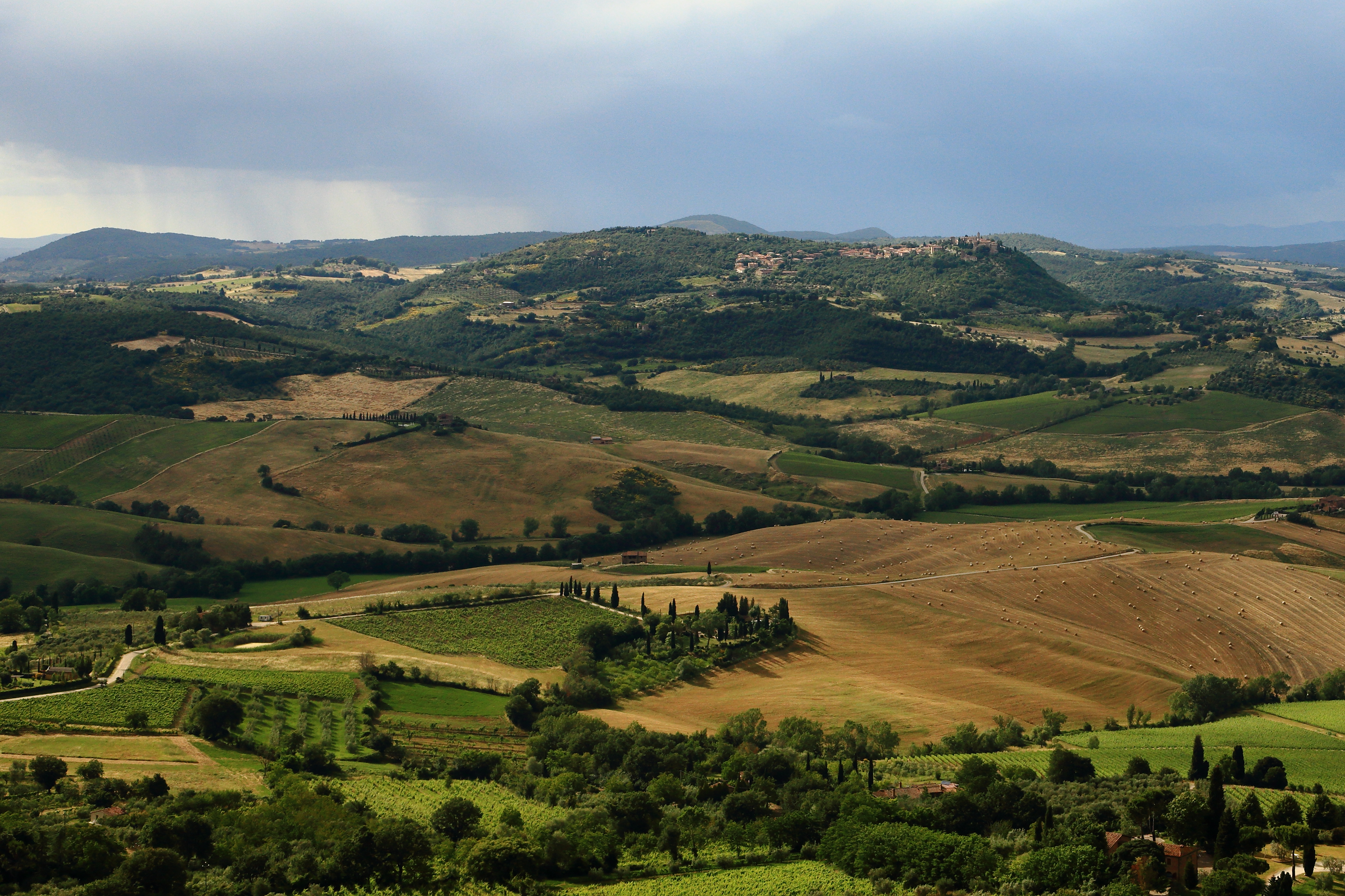 Description Tuscan Landscape 2.JPG