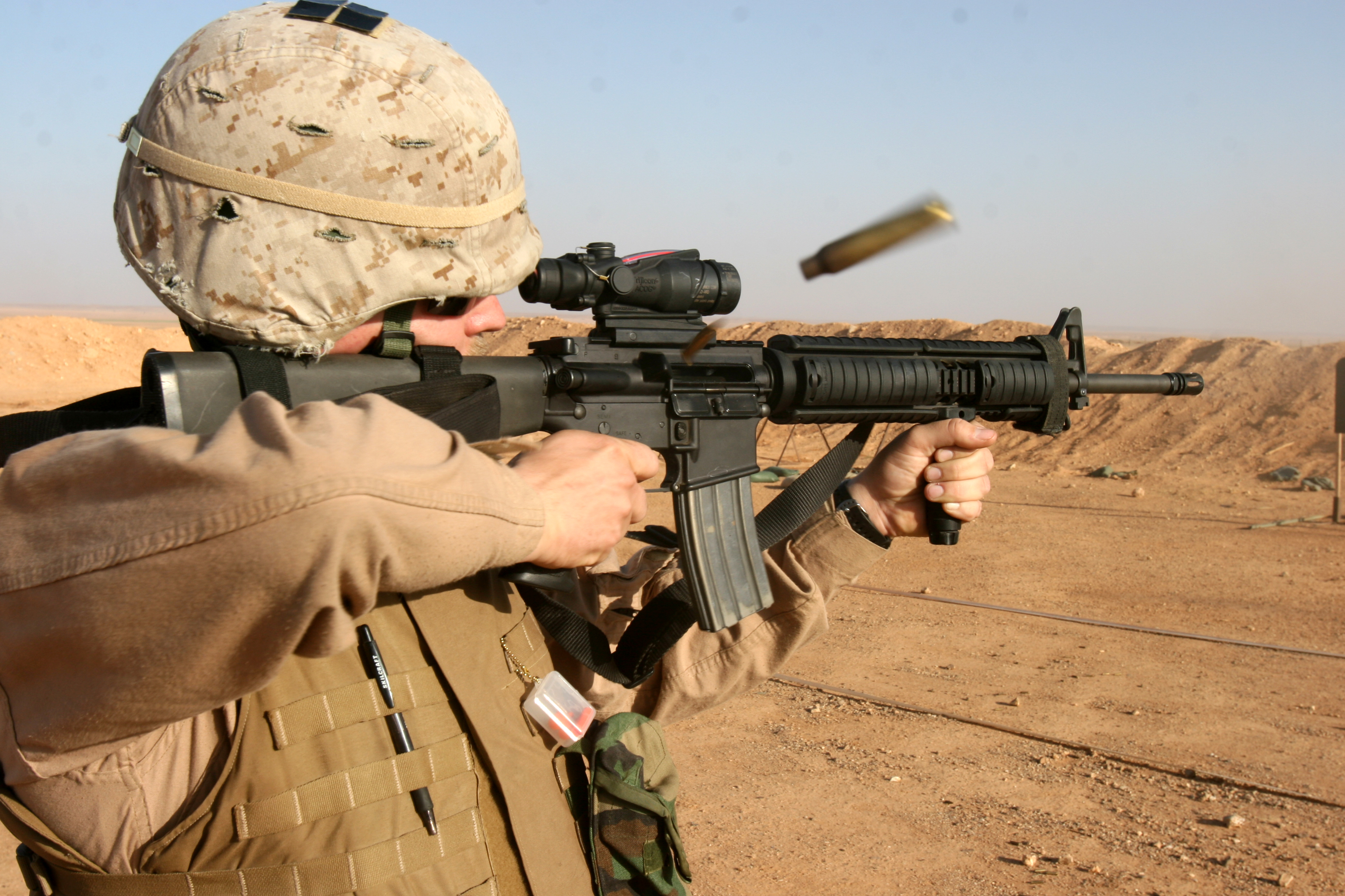 FileUS Marine M16A4 Rifle ACOG.jpg Wikipedia