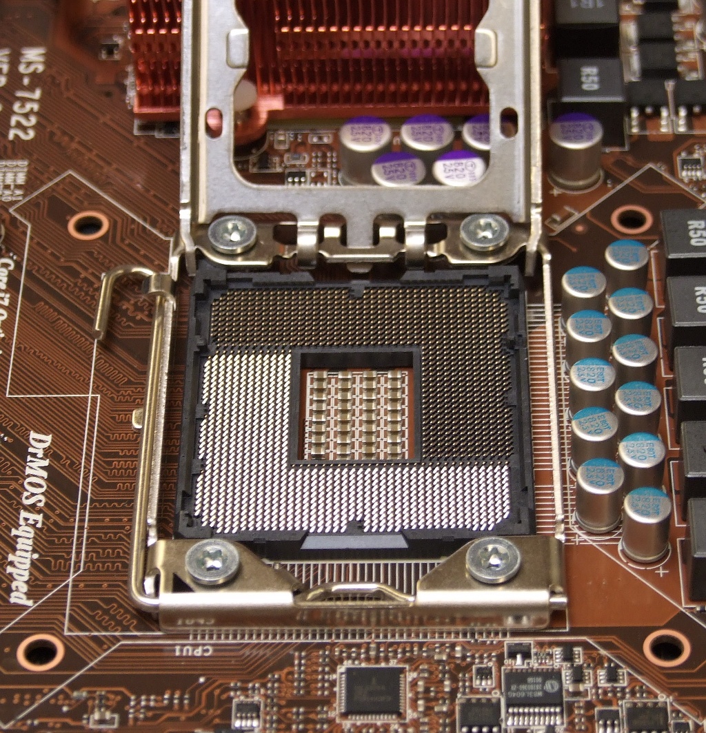 Daftar Harga MotherBoard Socket 1366 Terbaru Februari 2013