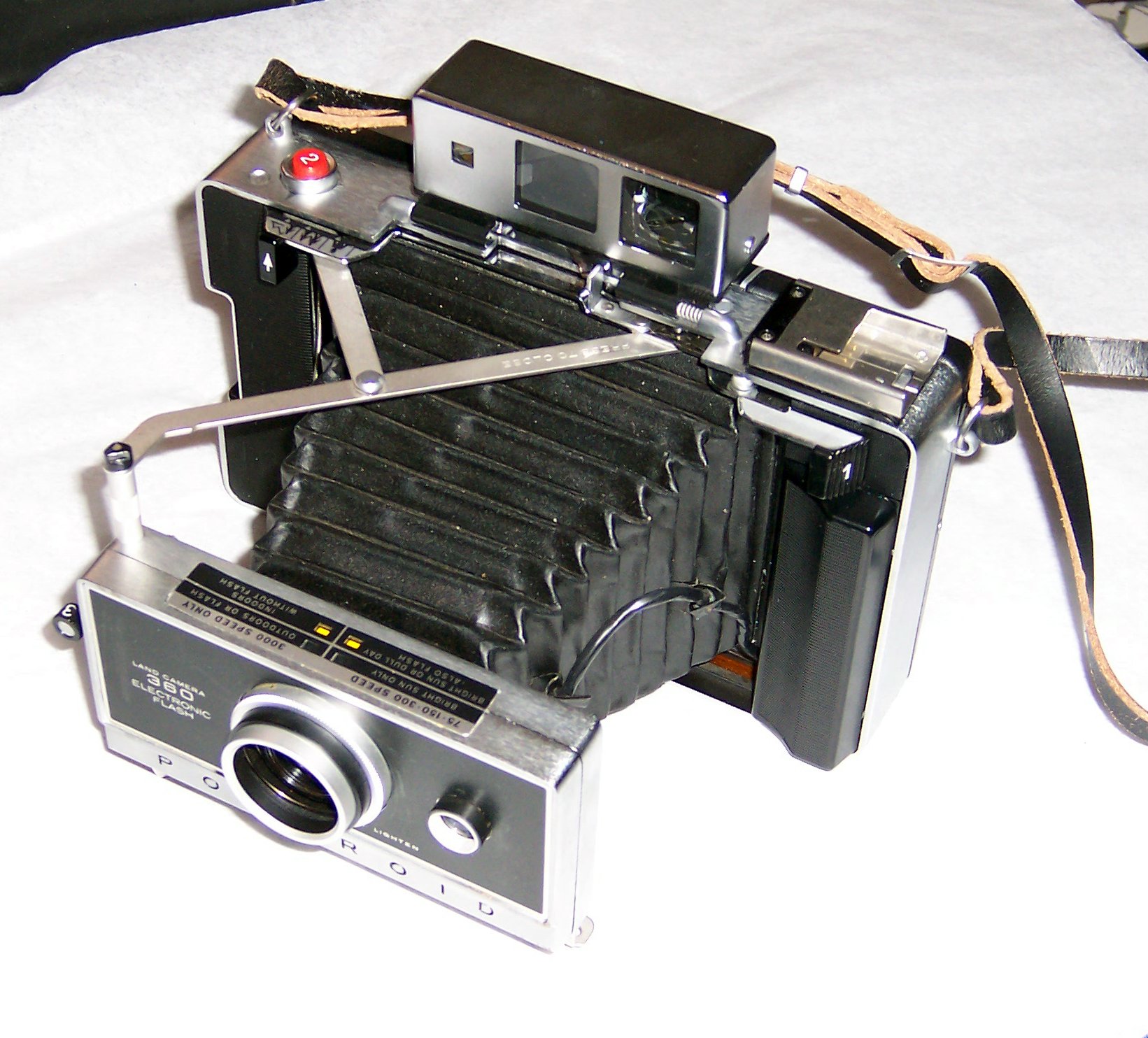 polaroid land camera 