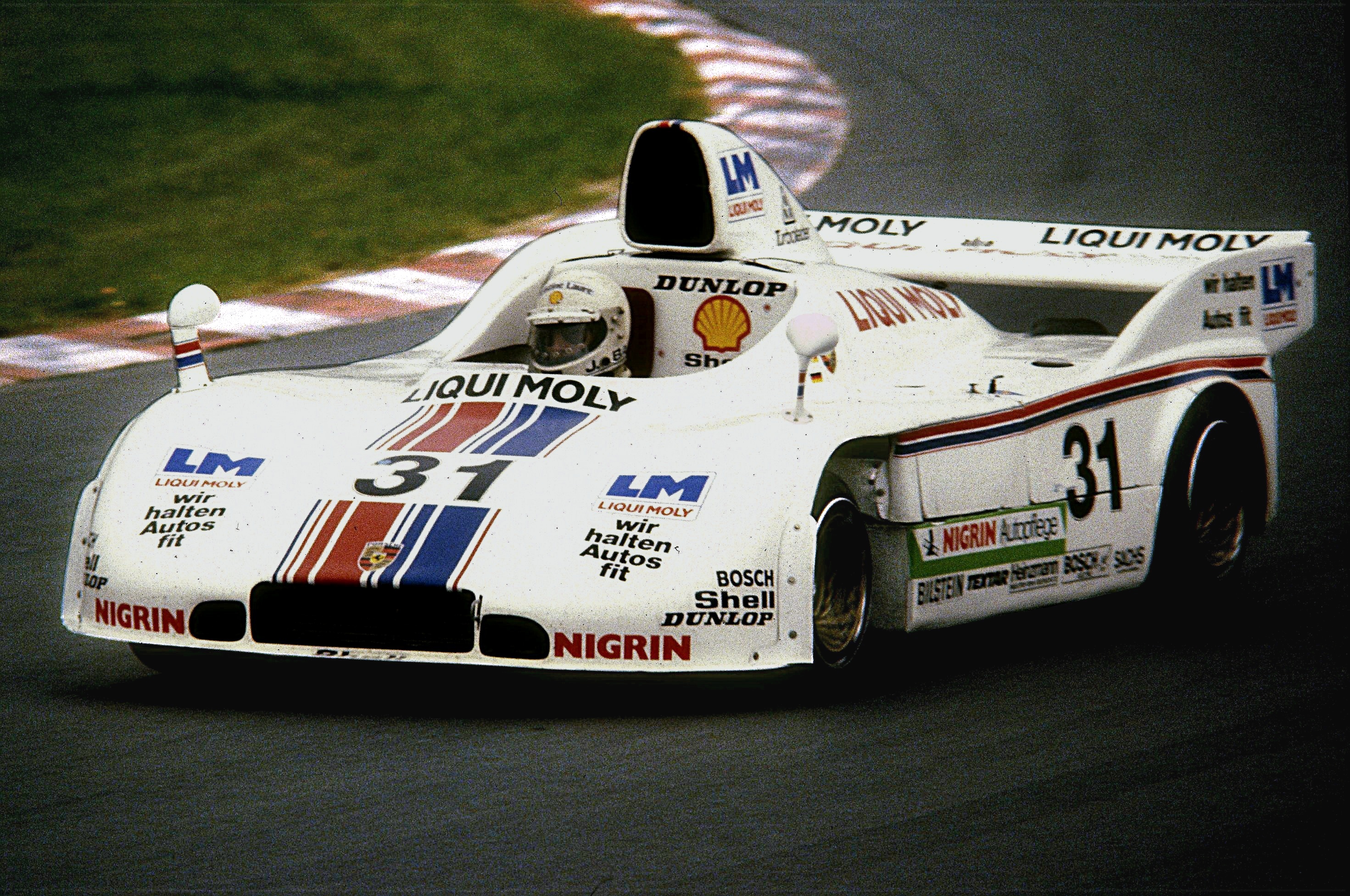 Porsche_908.3_Turbo,_J%C3%BCrgen_Barth_-_1980-05-24.jpg