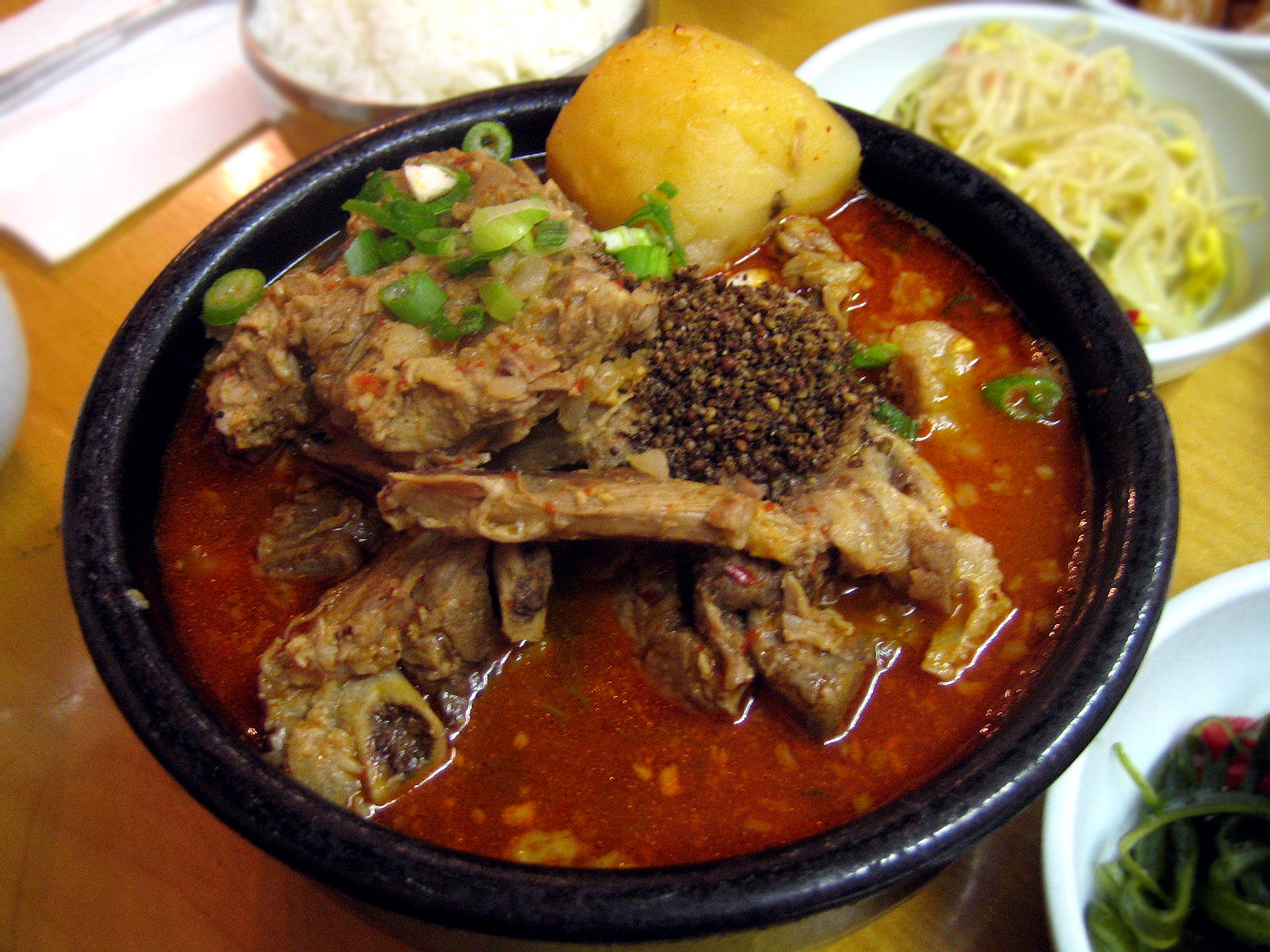 FileKorean.foodGamjatang01.jpg Wikimedia Commons