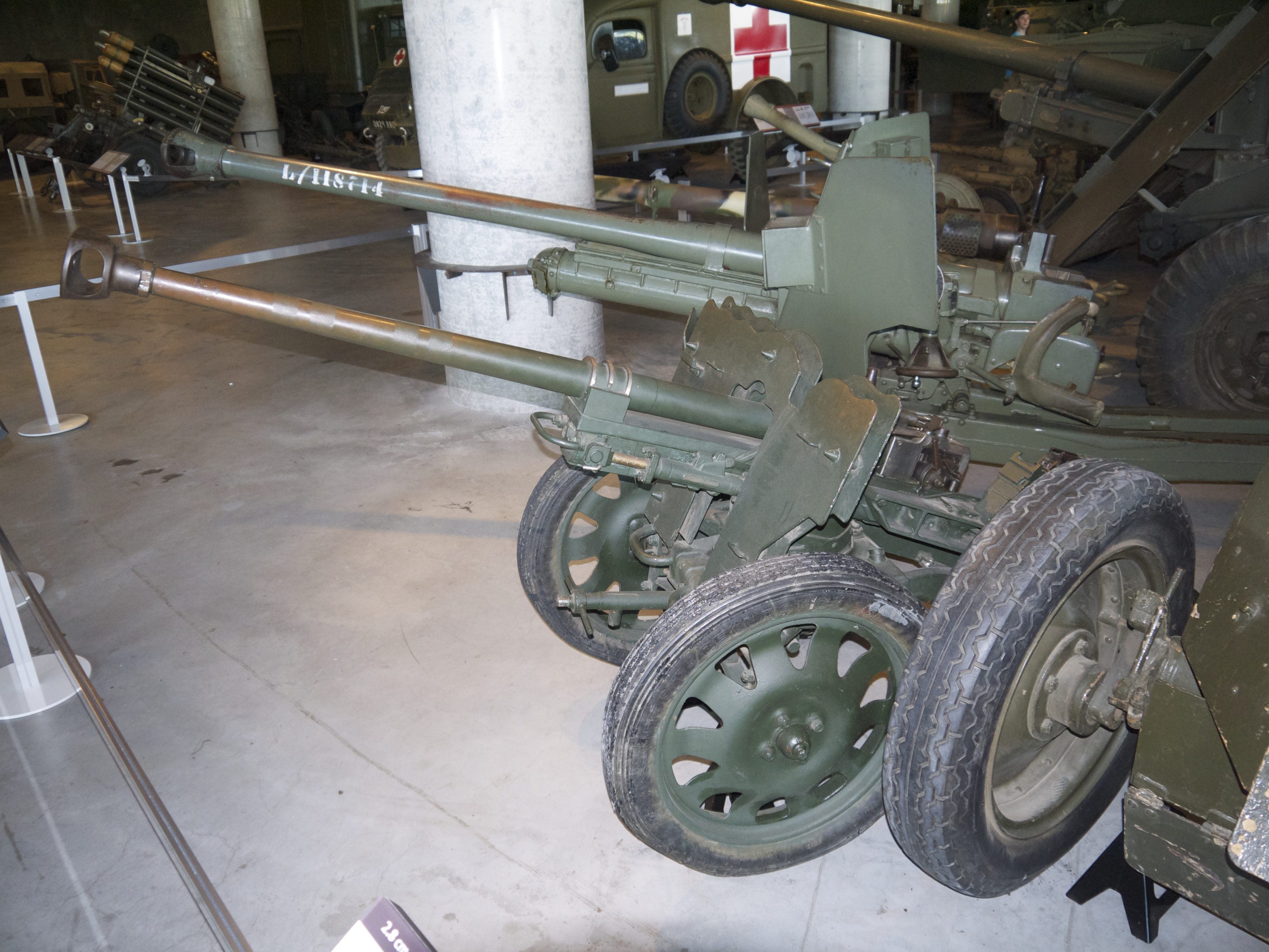 2.8_cm_sPzB_41_Canadian_War_Museum_Ottawa_2013_3.jpg