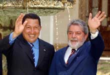 Hugo Chaves and Brazilian president Lula, 2005 Chavez e Lula.jpg