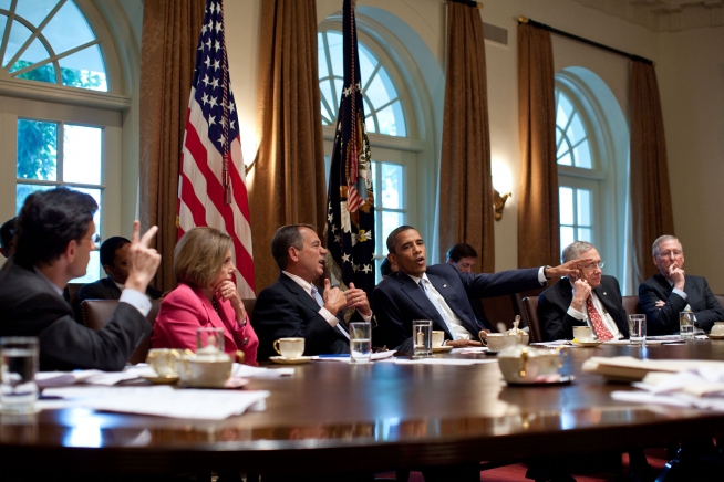 Obama meets with Congressional Leadership July 2011