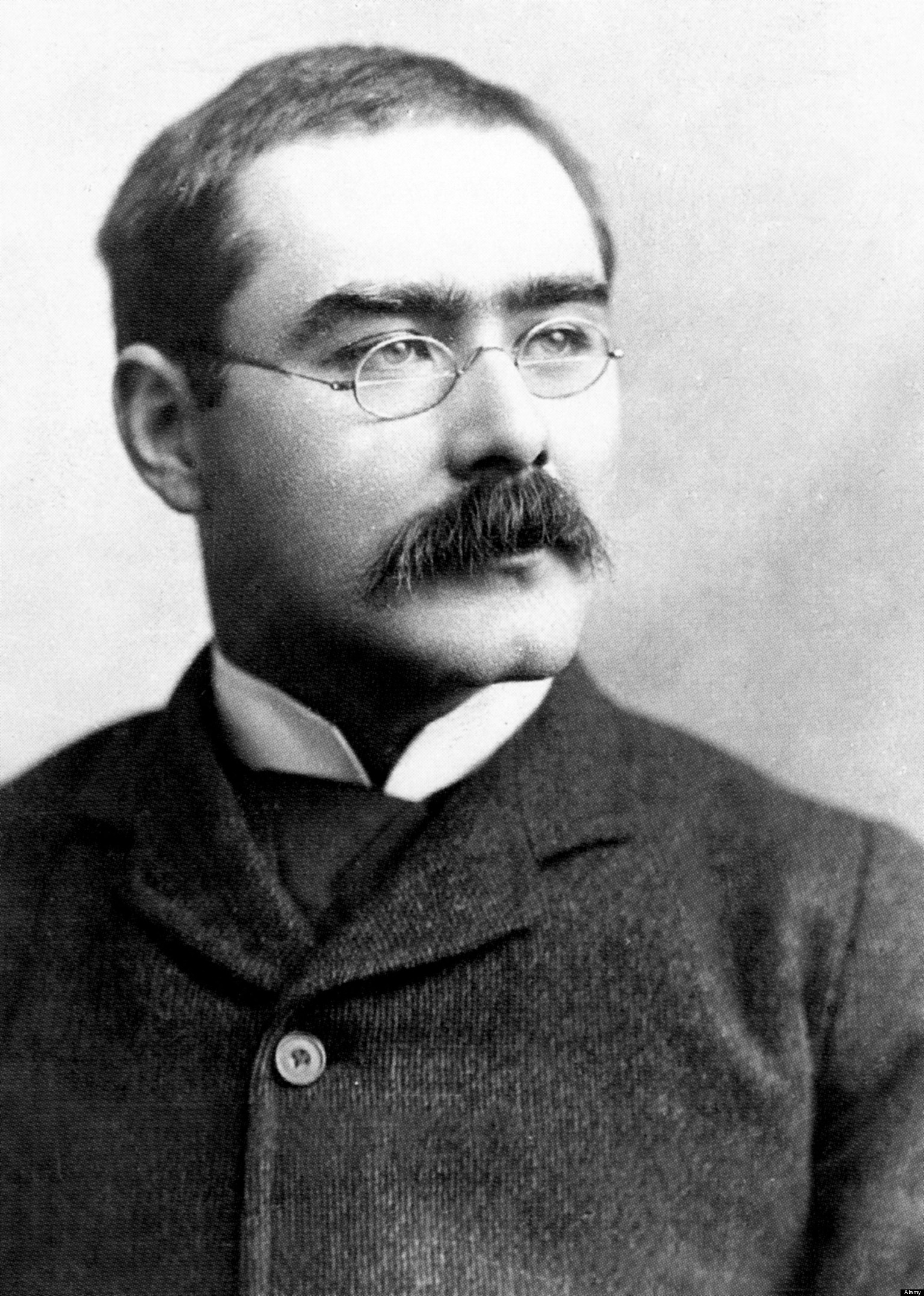 http://upload.wikimedia.org/wikipedia/commons/8/80/Rudyard_Kipling_from_John_Palmer.jpg