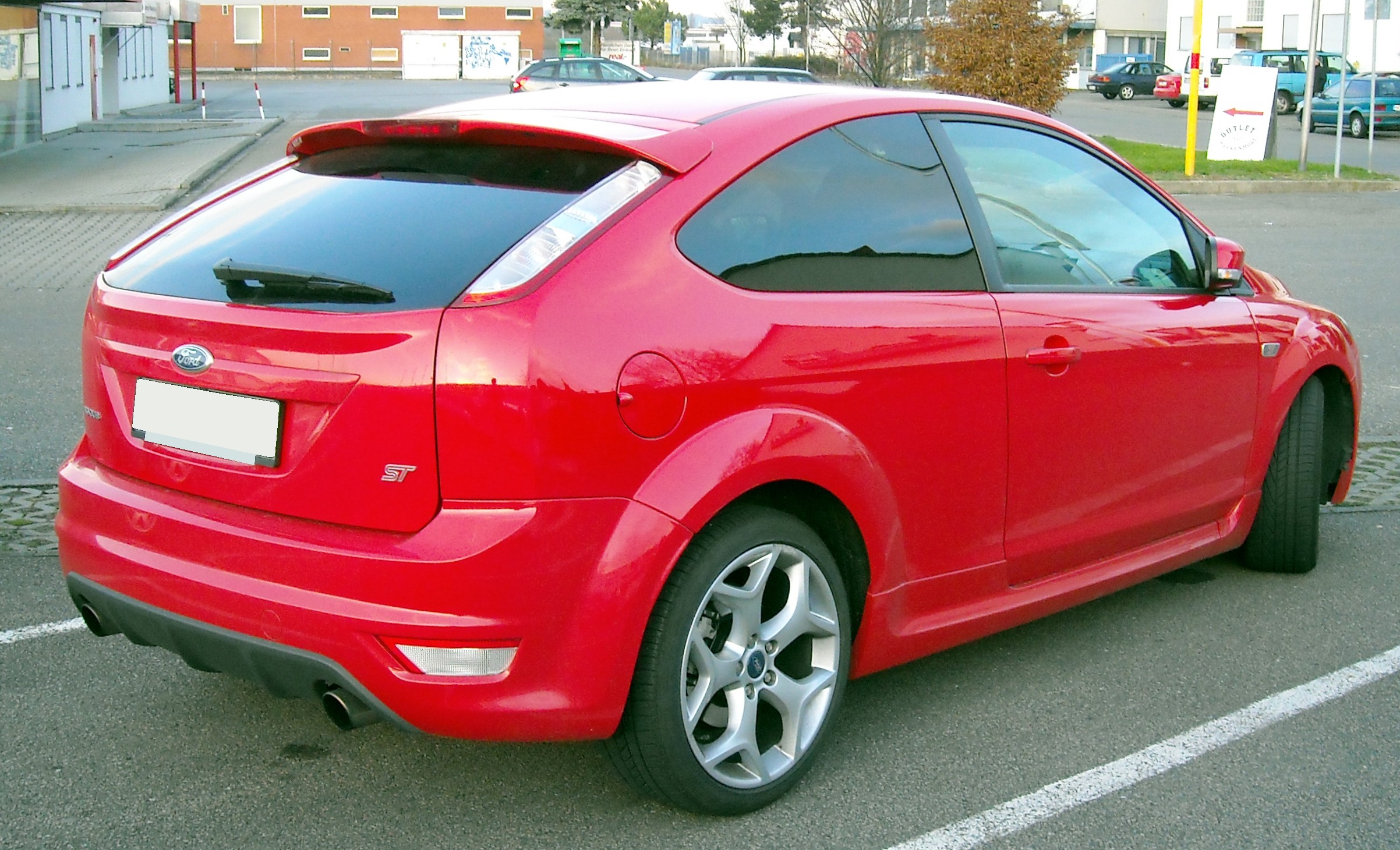 Ford_Focus_ST_rear_20081130.jpg