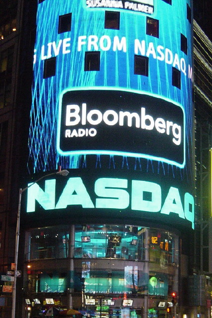 English: NASDAQ in Times Square, New York City...
