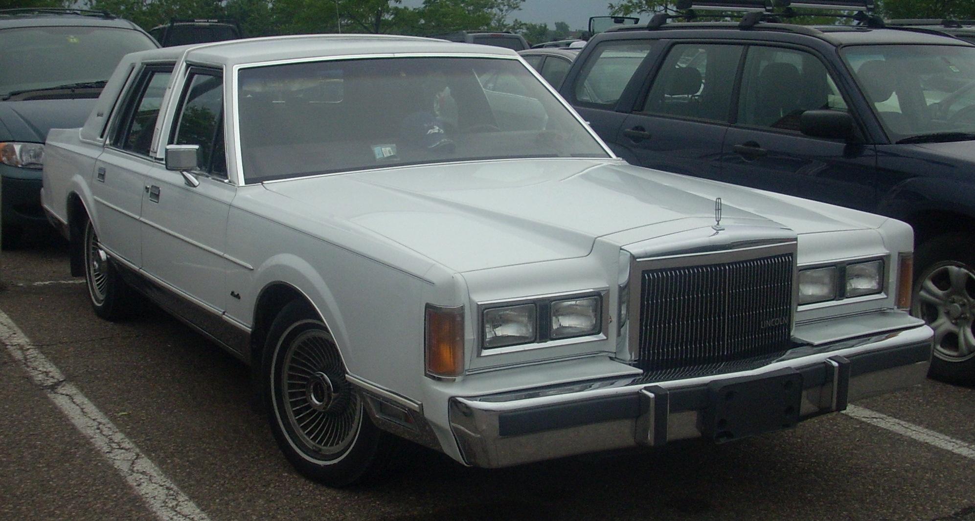 lincoln 93 towncar