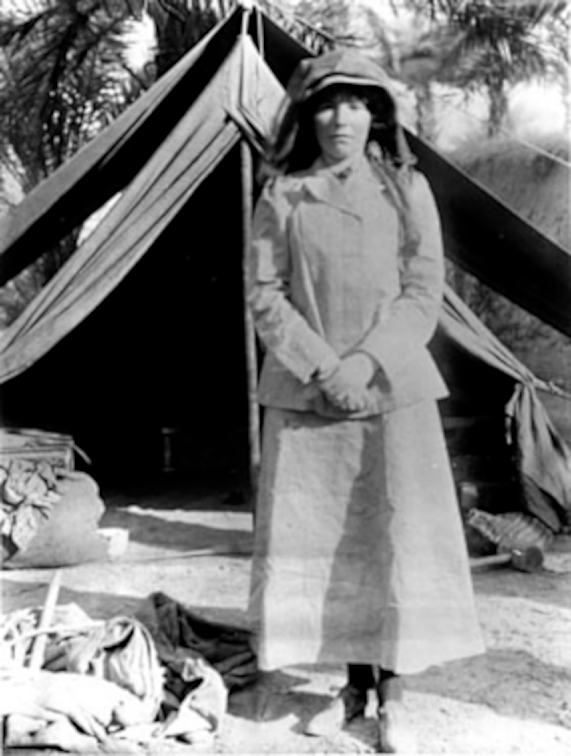 Gertrude Bell, 1909