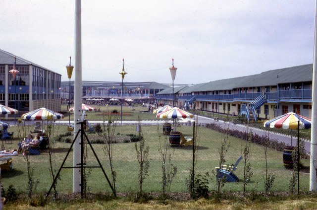 Butlin%27s_Holiday_Camp_-_geograph.org.u