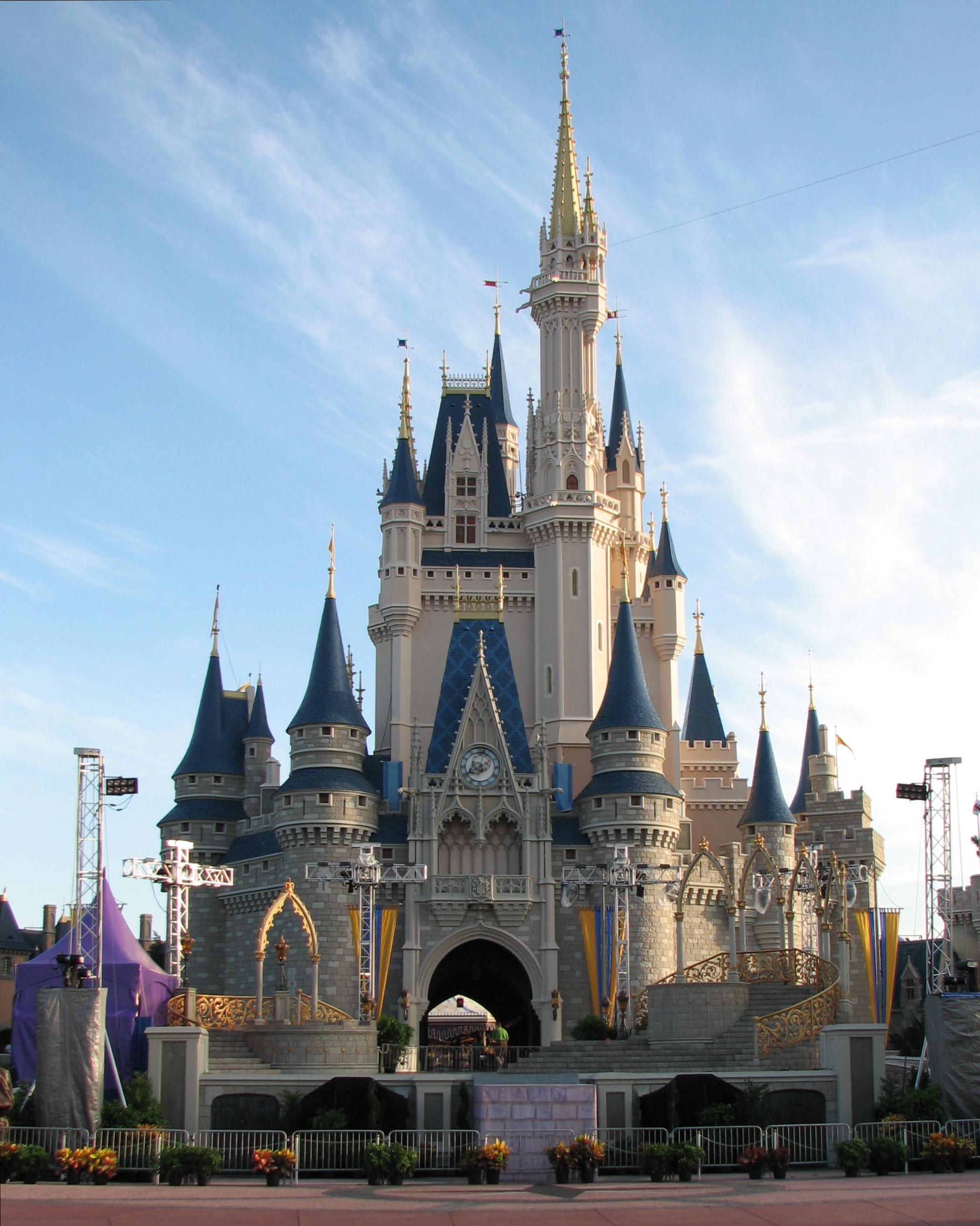 File:Cinderella Castle.jpg