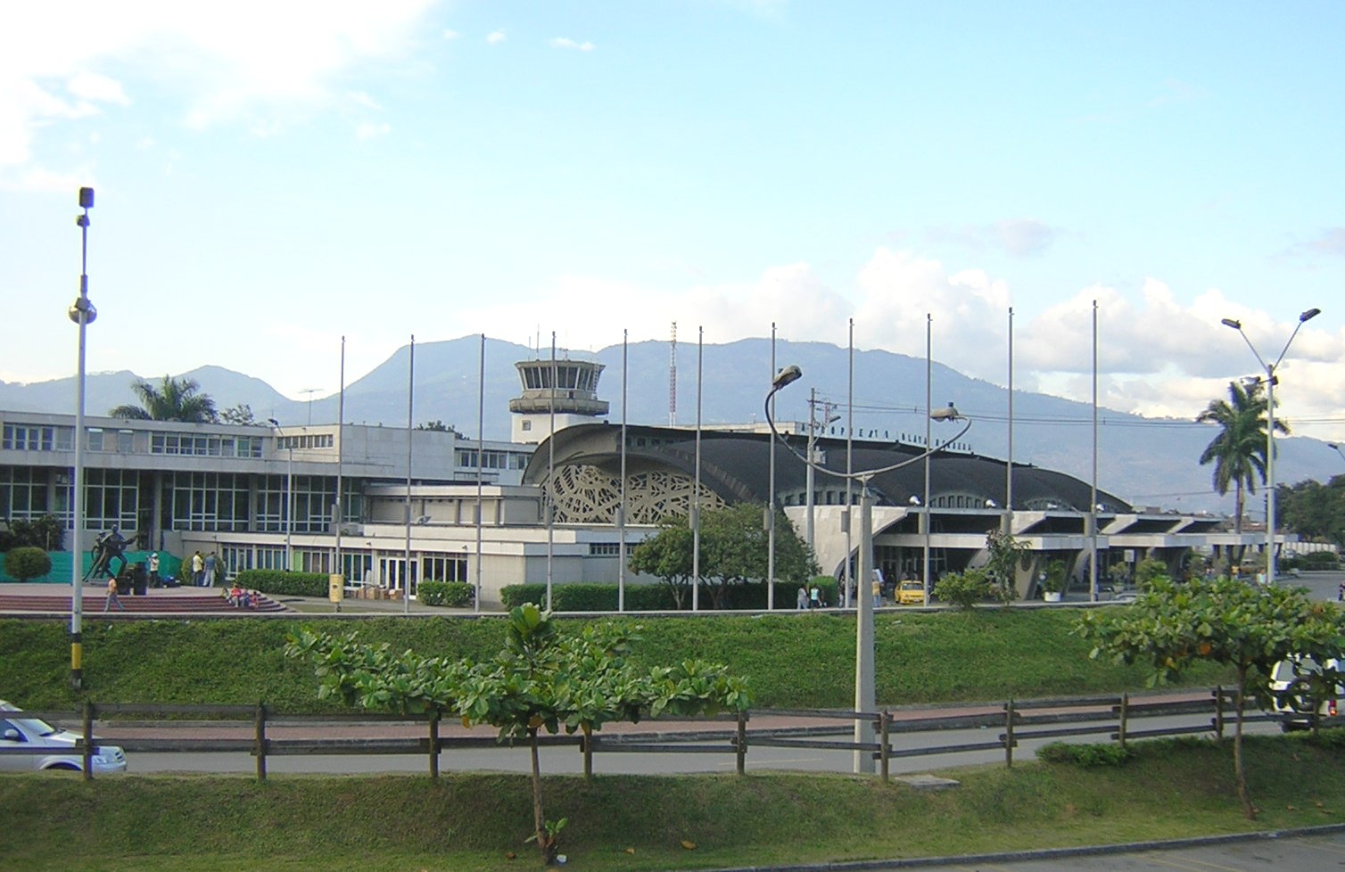 Vé máy bay đi Medellin