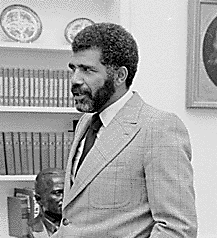 Ed Bradley 1978.gif