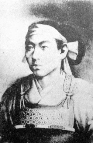 http://upload.wikimedia.org/wikipedia/commons/8/85/Genzui_Kusaka.jpg