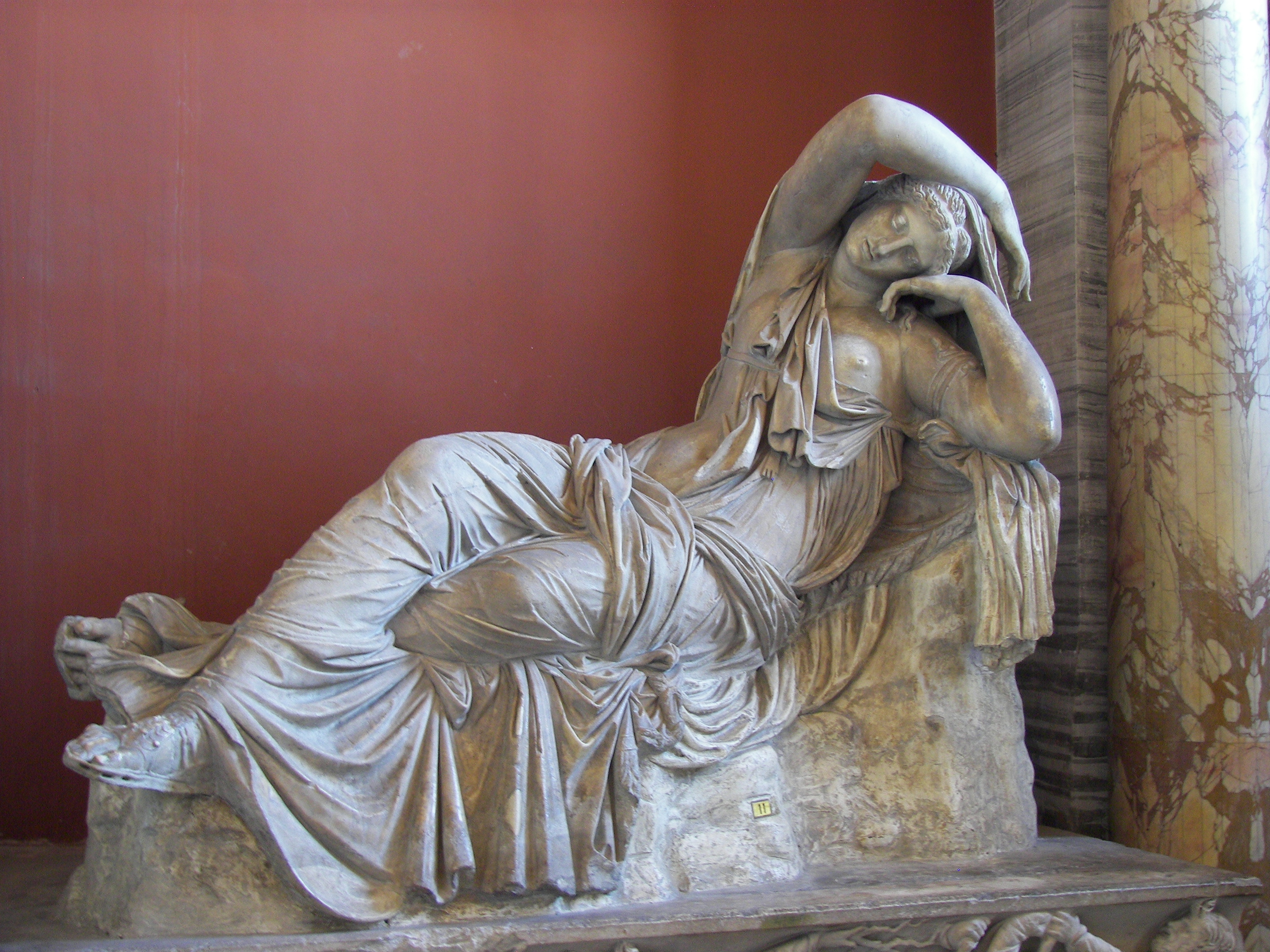 Ariadne adormecida, Vaticano, escultura helenística.
